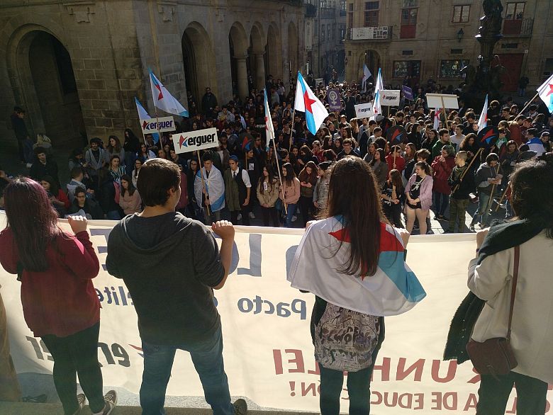 2017-11-16 Mani Estudantes Compostela 008.jpg